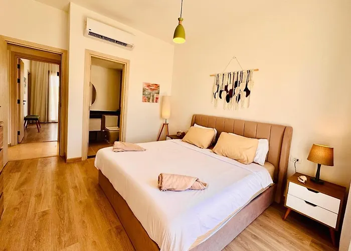 The Two Sisters - Kamaran, El Gouna Apartment *