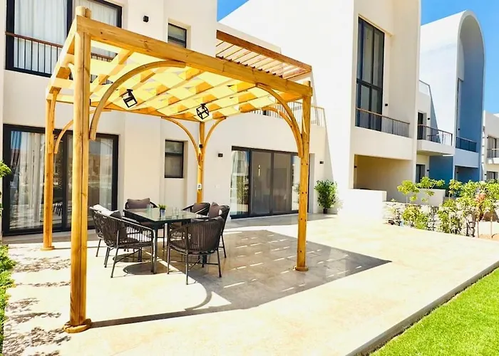 The Two Sisters - Kamaran, El Gouna Apartment